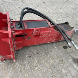 Młot do wyburzeń waga 950 kg 27000 zł
