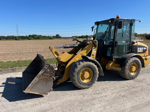 Ładowarka Cat 906 H2 2014 rok cena 128000 zł - obrazek 5