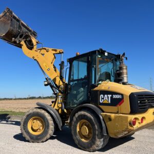 Ładowarka Cat 906 H2 2014 rok cena 128000 zł