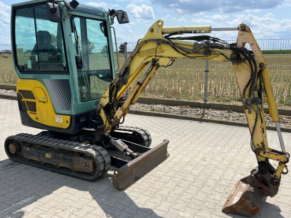mini koparka Yanmar SW20 2012 r cena 77000 zł