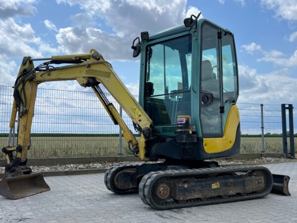 mini koparka Yanmar SW20 2012 r cena 77000 zł - obrazek 8